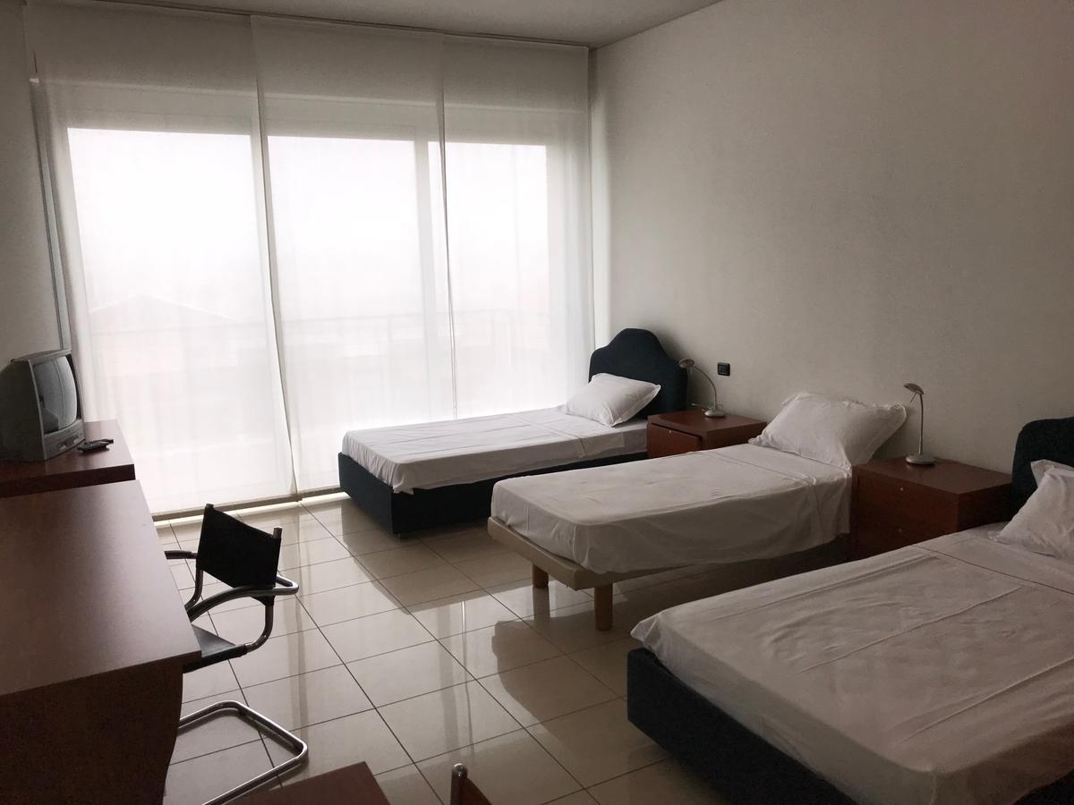Residence Fermi Casarile Εξωτερικό φωτογραφία