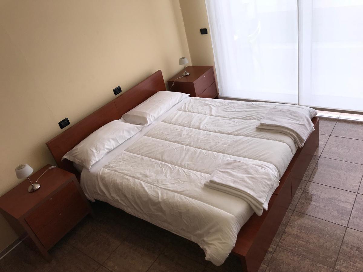 Residence Fermi Casarile Εξωτερικό φωτογραφία